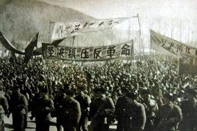 让最头疼的叛徒投靠西藏叛军我军悬赏4万大洋斩首